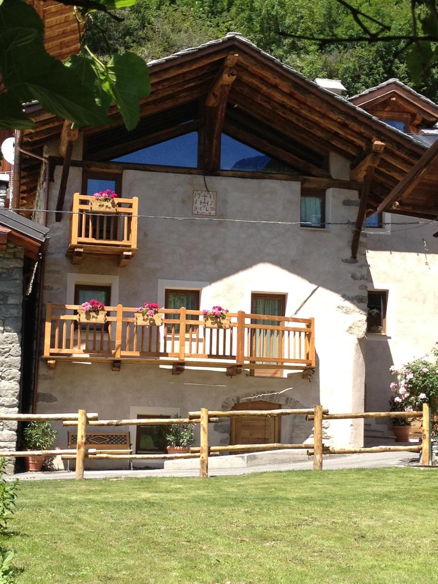Le Petit Relais Hotel Valpelline Luaran gambar